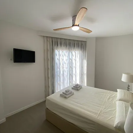 Modern Panoramic Views Apartman *